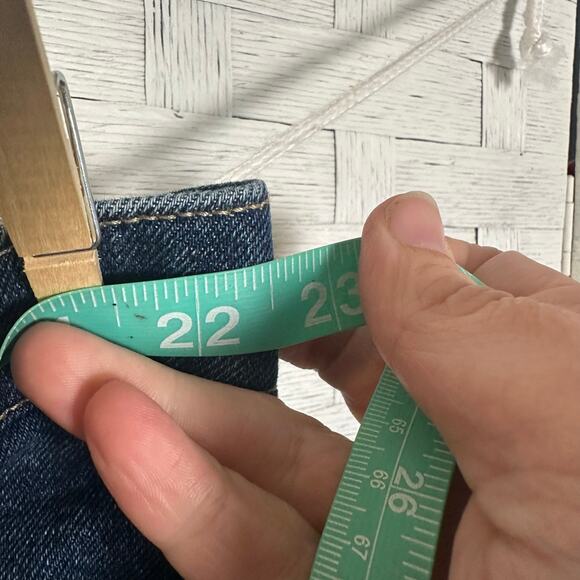 Lane Bryant mid rise boyfriend cut dark wash, capris Normcore casual plus size ￼ - Picture 9 of 14